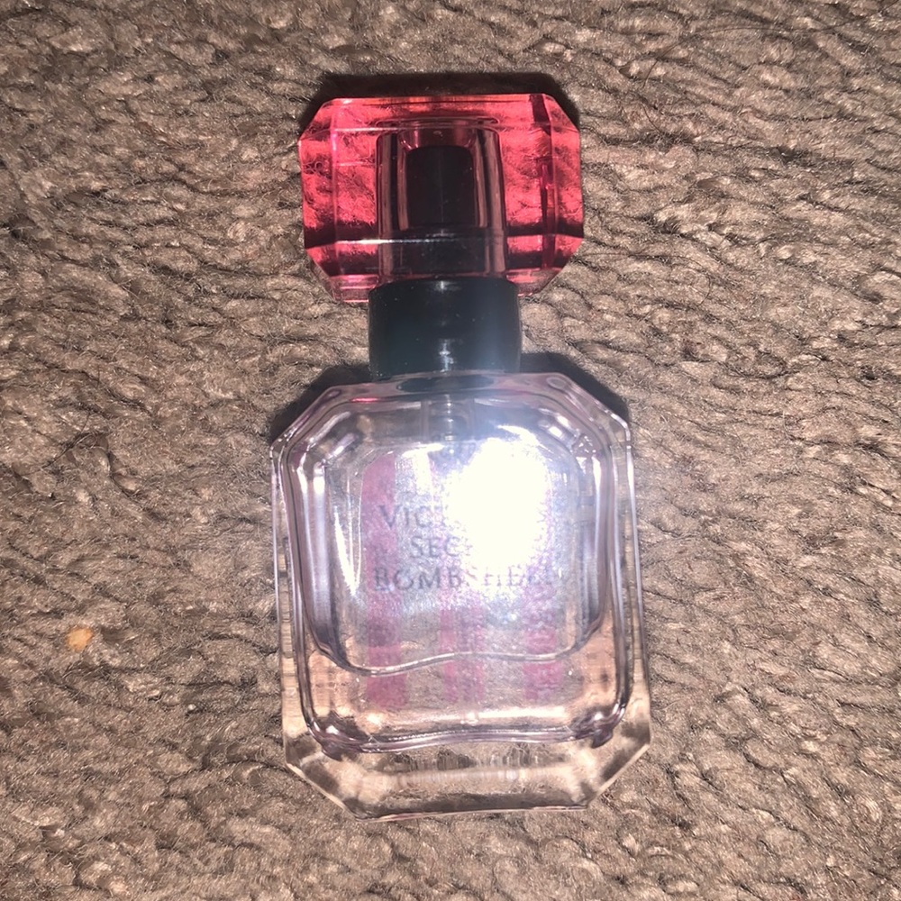 MINI VS BOMBSHELL PERFUME! 💋
